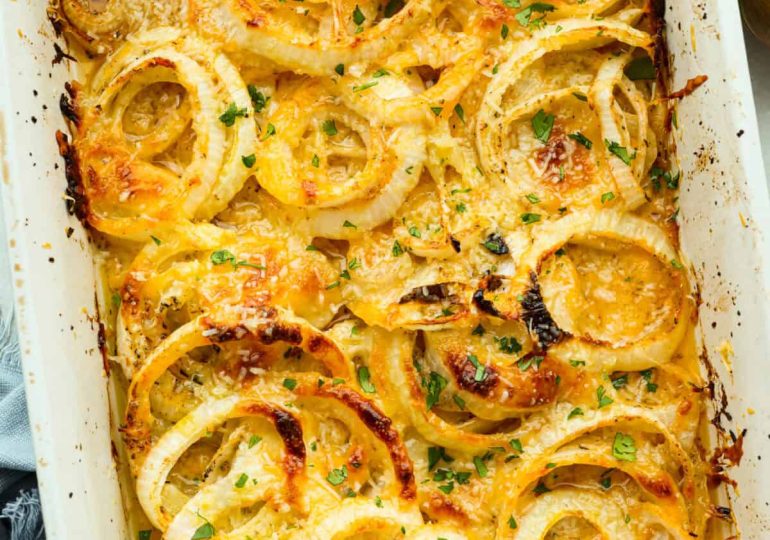 Cheesy Baked Tennessee Onions