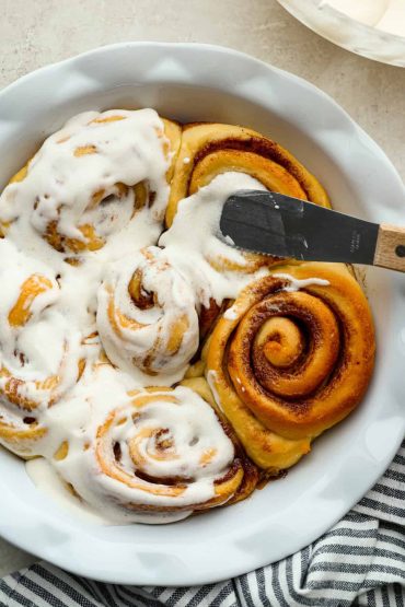 Cinnamon Roll Icing
